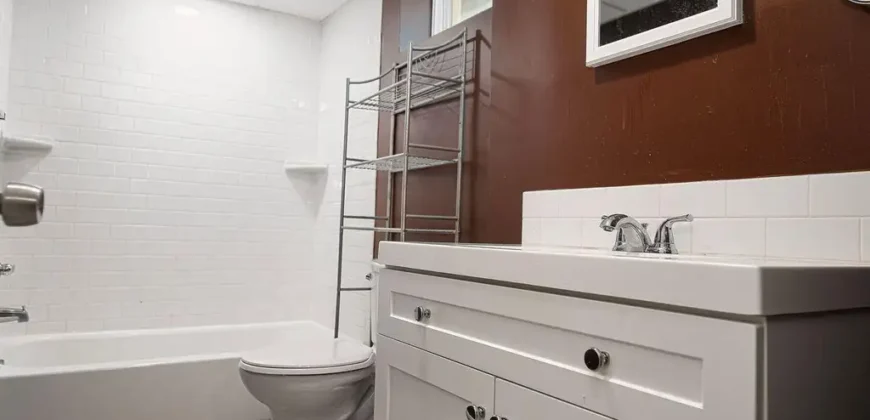 Contemporary Condo in Towson