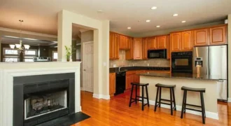 Spacious Townhome in Bel Air